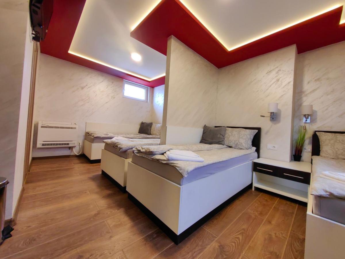 Oldbrick Pub Hotel Sombor Eksteriør billede